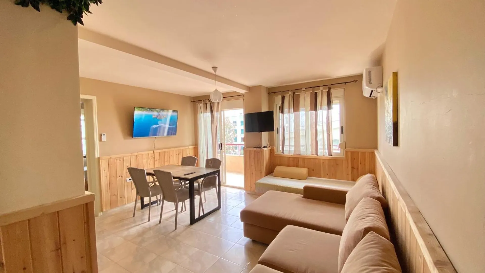 Delight Apartments Golem