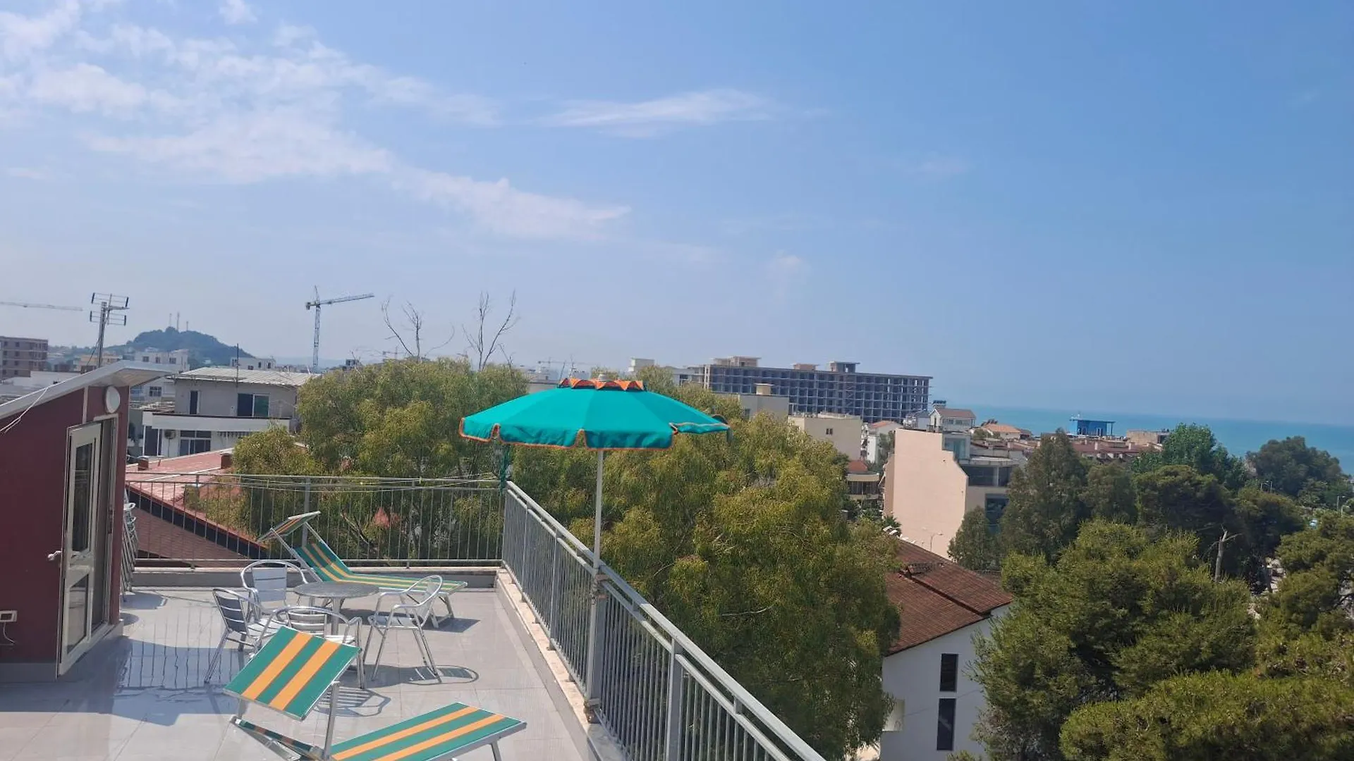 Delight Apartments Golem